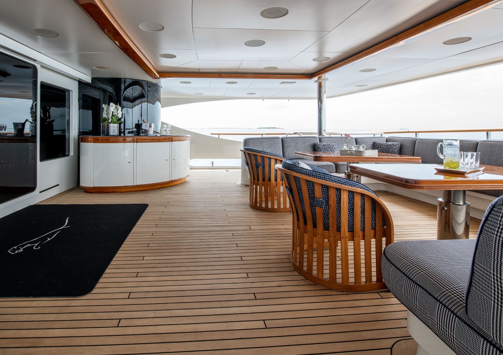 aft deck yacht